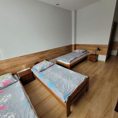 Zlota Roza Hotel Sedziszow Kültér fotó