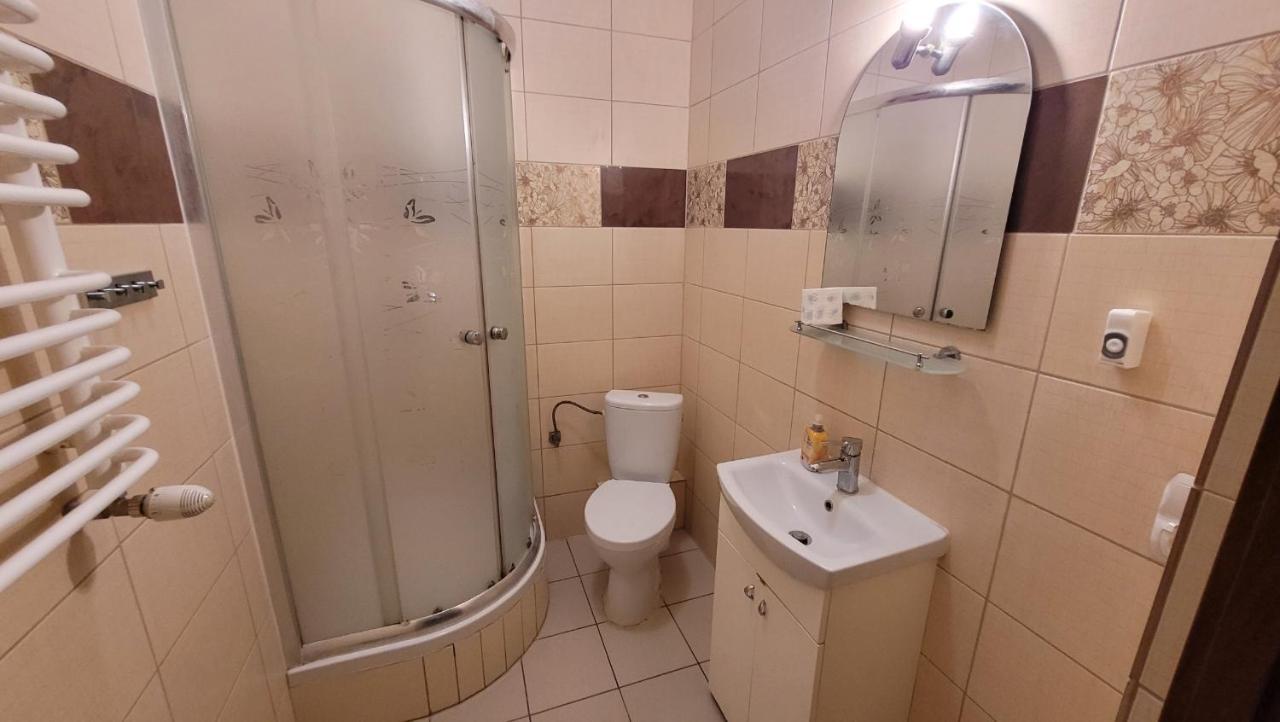 Zlota Roza Hotel Sedziszow Kültér fotó