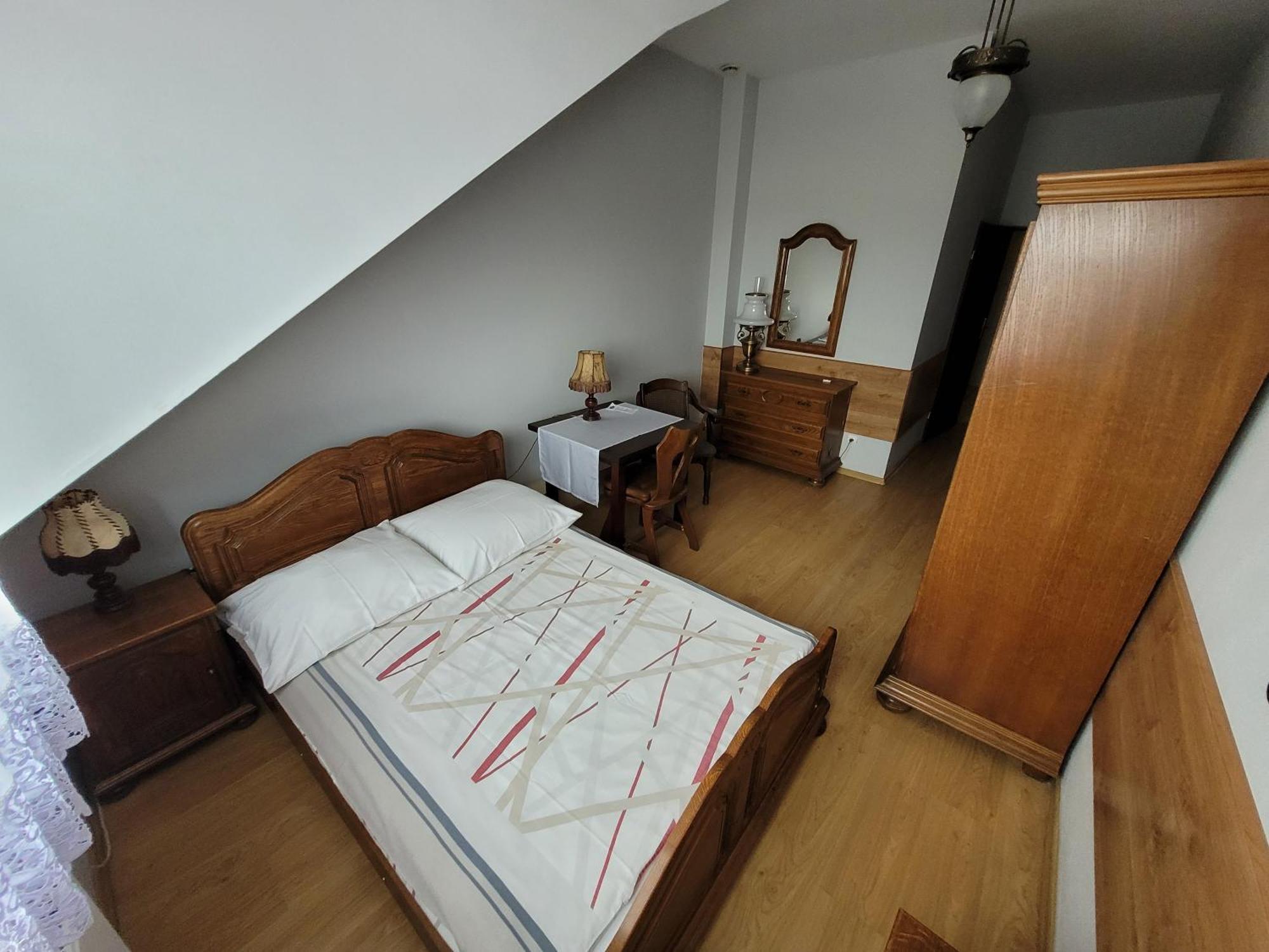 Zlota Roza Hotel Sedziszow Kültér fotó