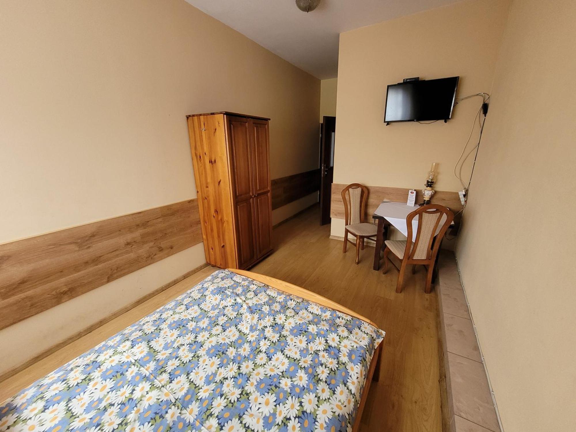 Zlota Roza Hotel Sedziszow Kültér fotó